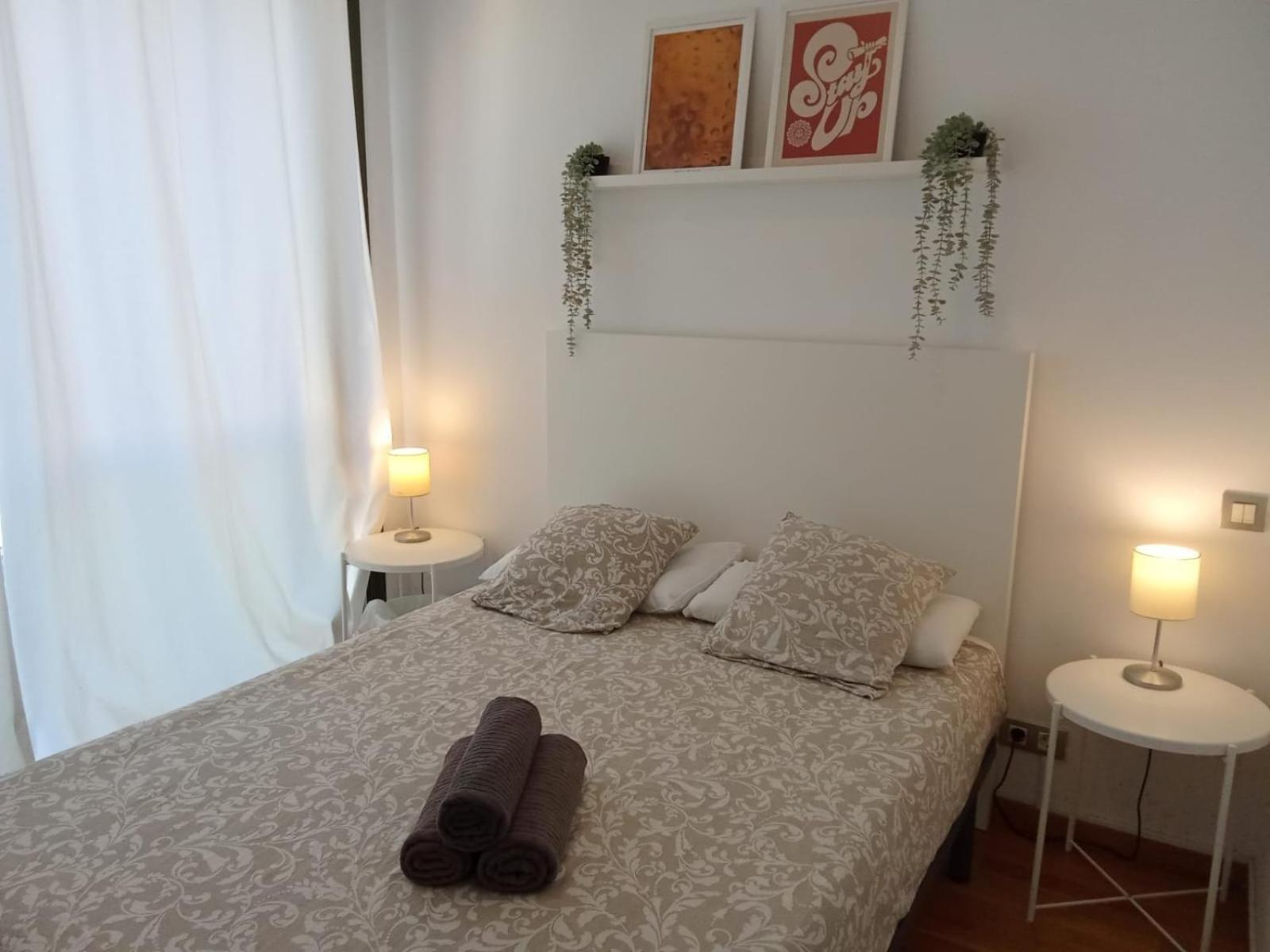 Private Rooms Near Las Ramblas Barcelona Exterior foto